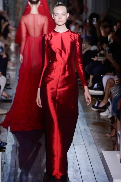 Look 39